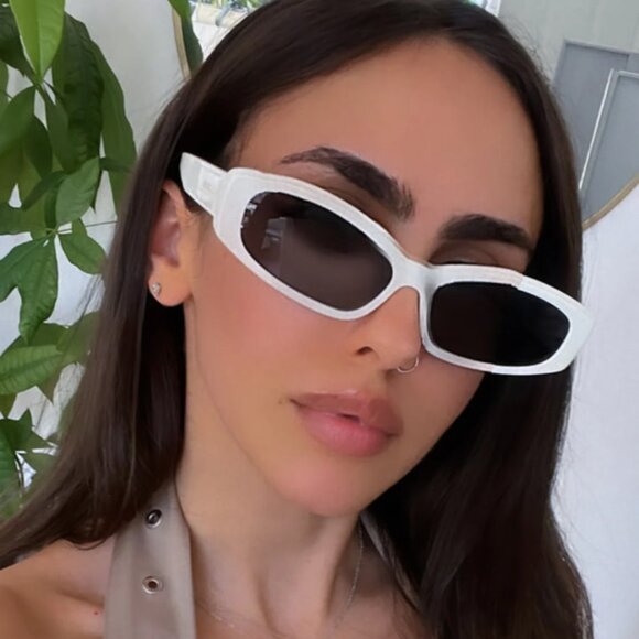 NEW CELINE SUNGLASSES CELINE CL40252I 25A WHITE GREY EYEWEAR - Picture 4 of 5